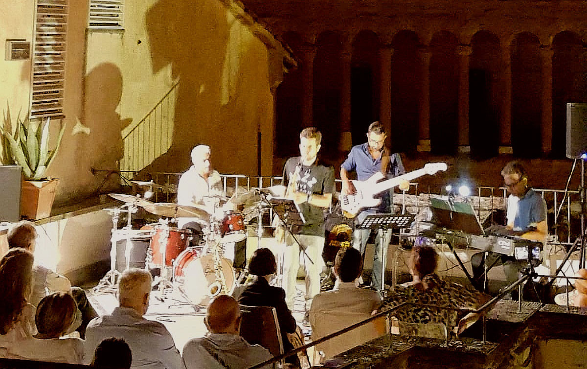 Destinazione Brasile per il terzo appuntamento di Jazz&Wine, sulle terrazze panoramiche di Casa Bruschi