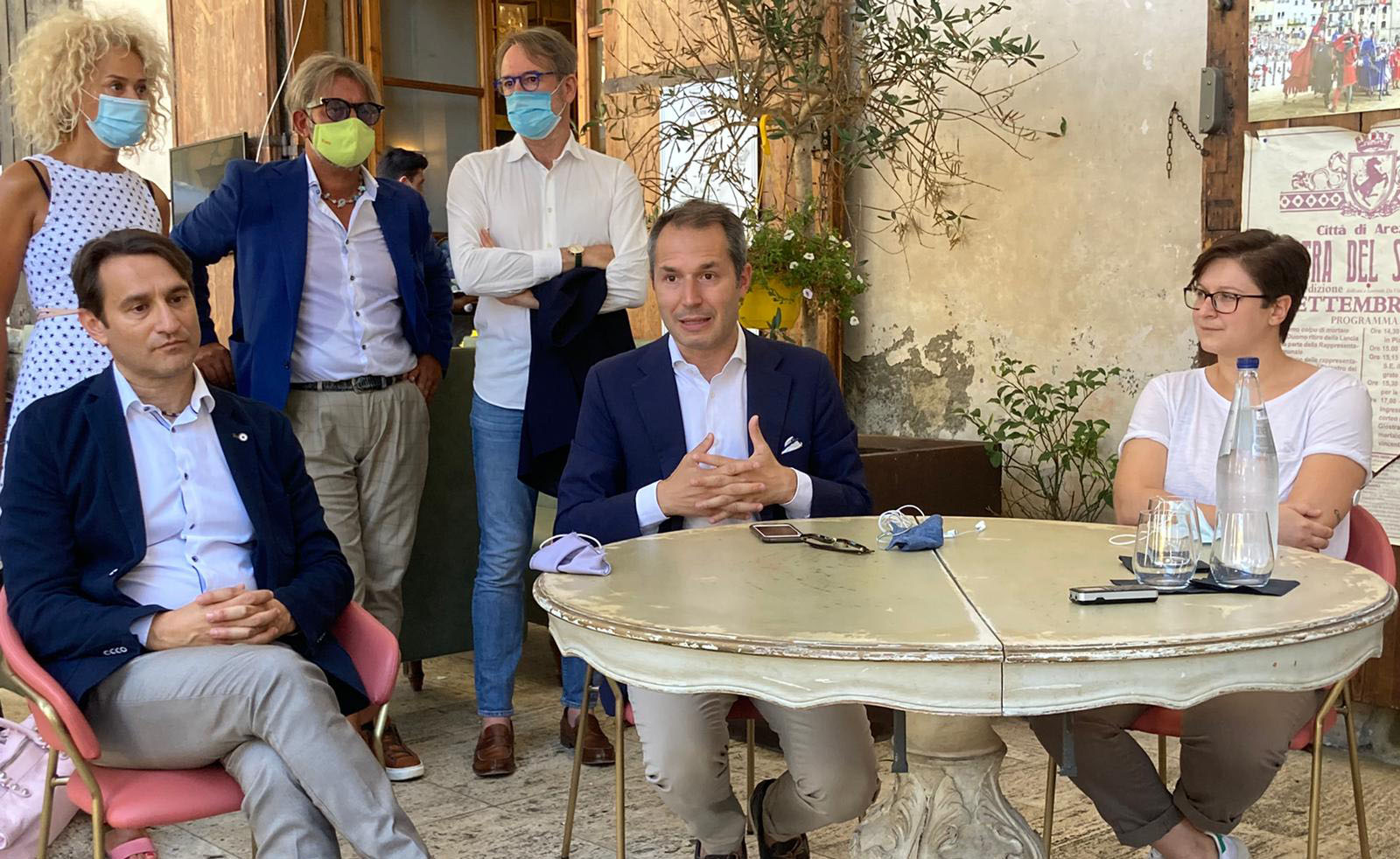 Il candidato sindaco Marco Donati ha presentato le liste civiche a suo sostegno “scelgo arezzo” e “con arezzo”
