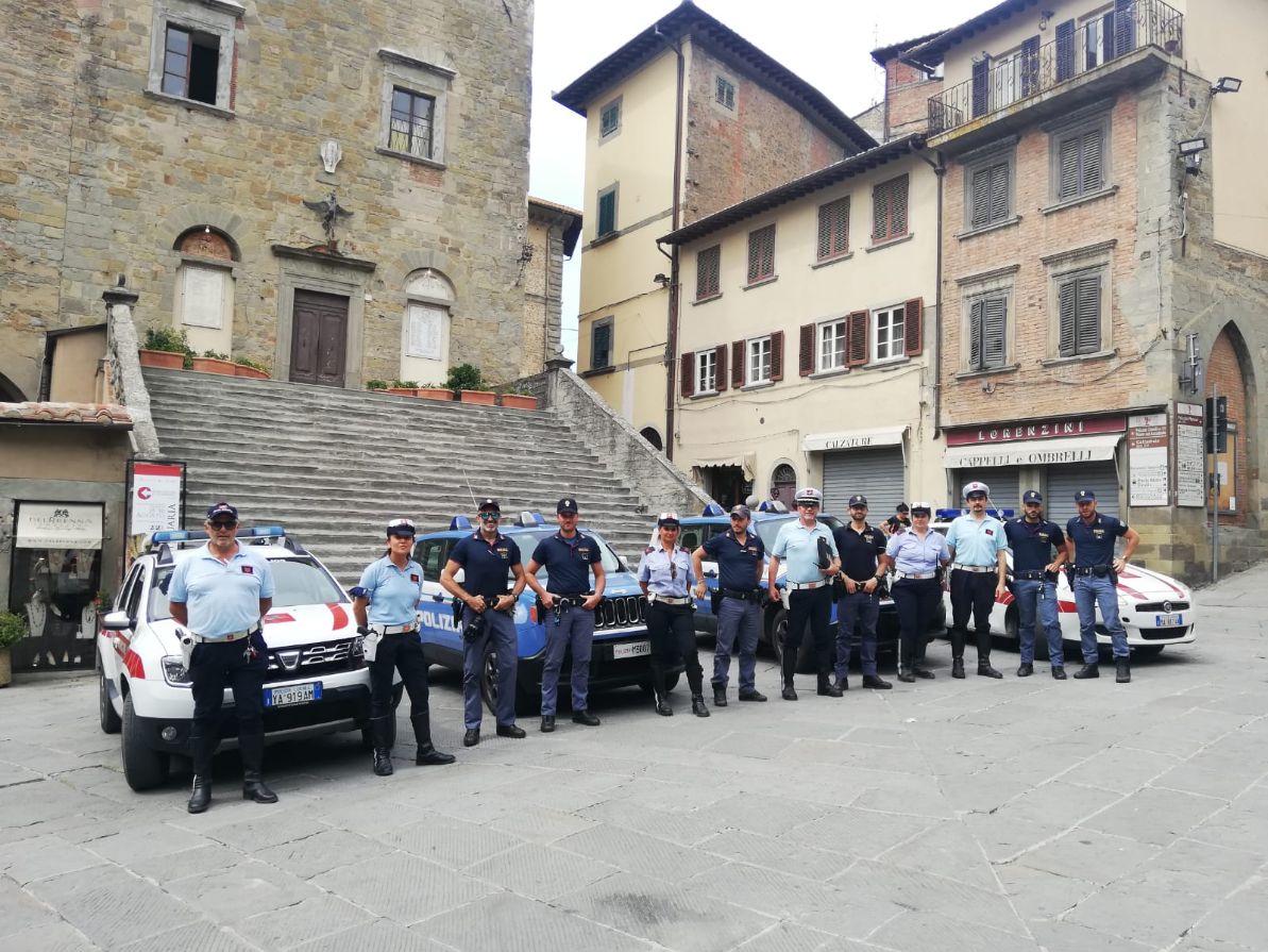 Cortona, oltre mille pattugliamenti sul territorio, il 2020 della Polizia municipale di Cortona in numeri. Nel 2021 nuovi mezzi e due assunzioni