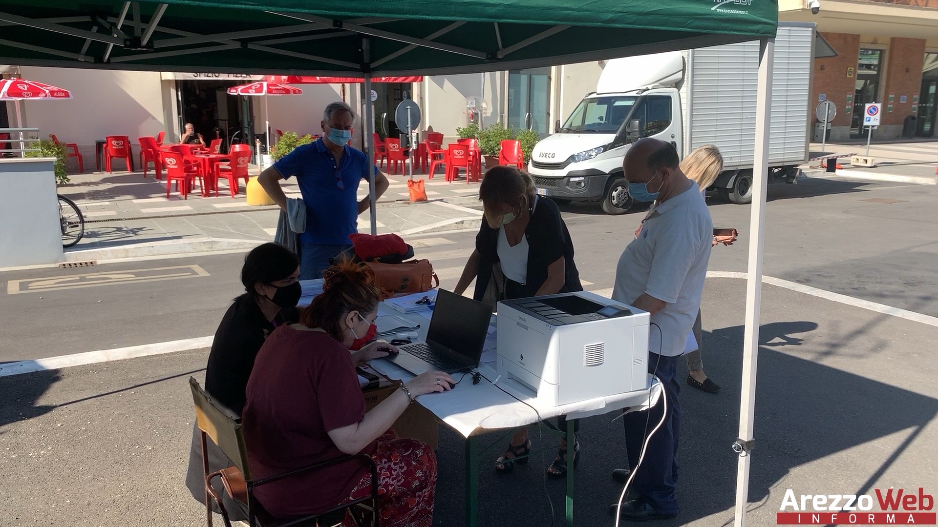 Da domani, venerdì 28 agosto, la postazione anti-covid alla stazione di Arezzo si sposterà all’interno dei locali dell’ex Ufficio informazioni turistiche