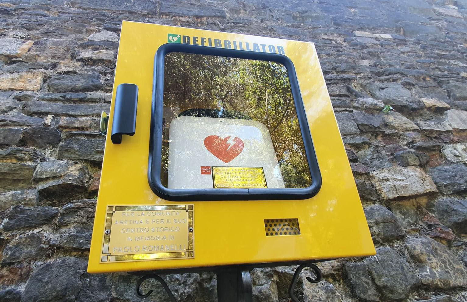 Inaugurazione del defibrillatore a Santa Fiora