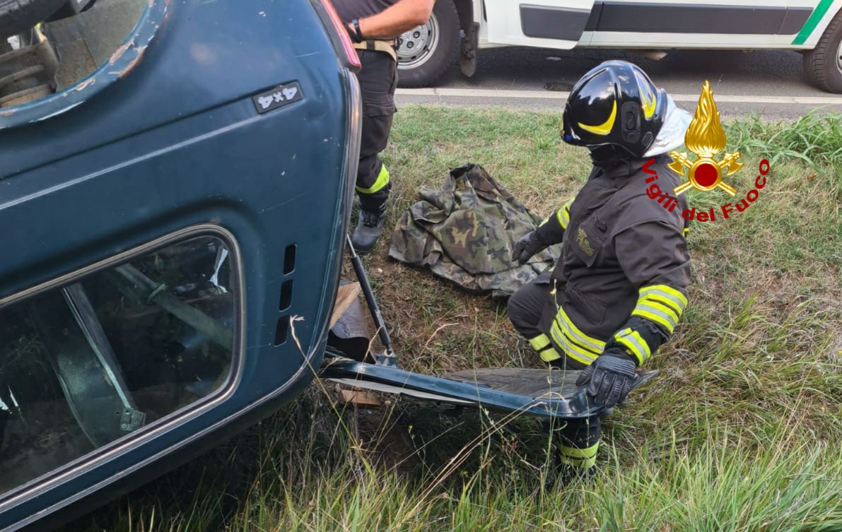 Cappotta con la sua auto, 68enne in codice giallo al San Donato