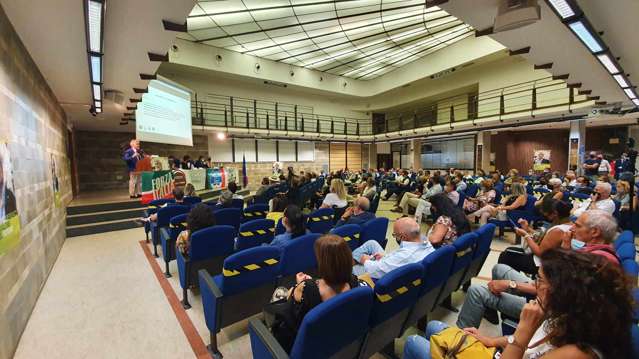 “Arezzo: una città che è diventata grande”, Alessandro Ghinelli ha presentato il programma di coalizione