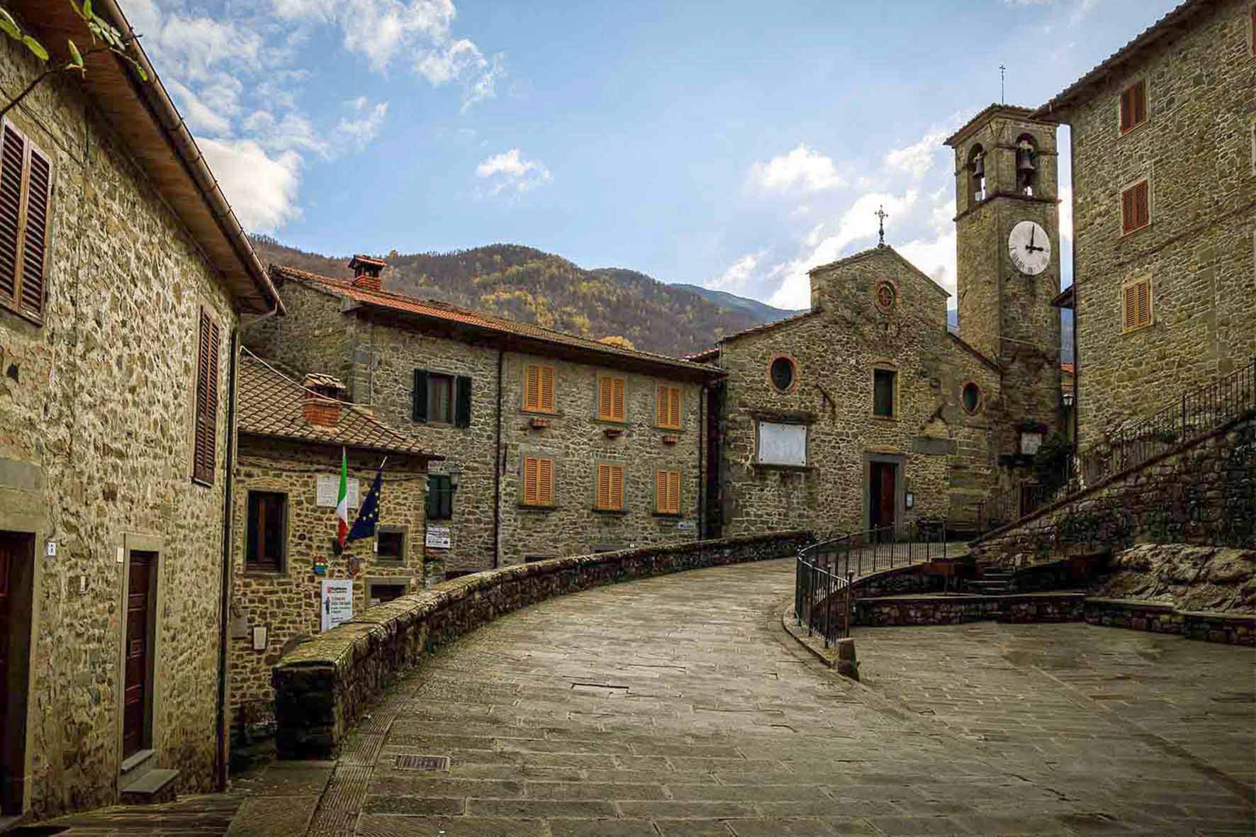 Il comune di Ortignano Raggiolo aderisce a Plastic Free: siglato il Protocollo d’Intesa