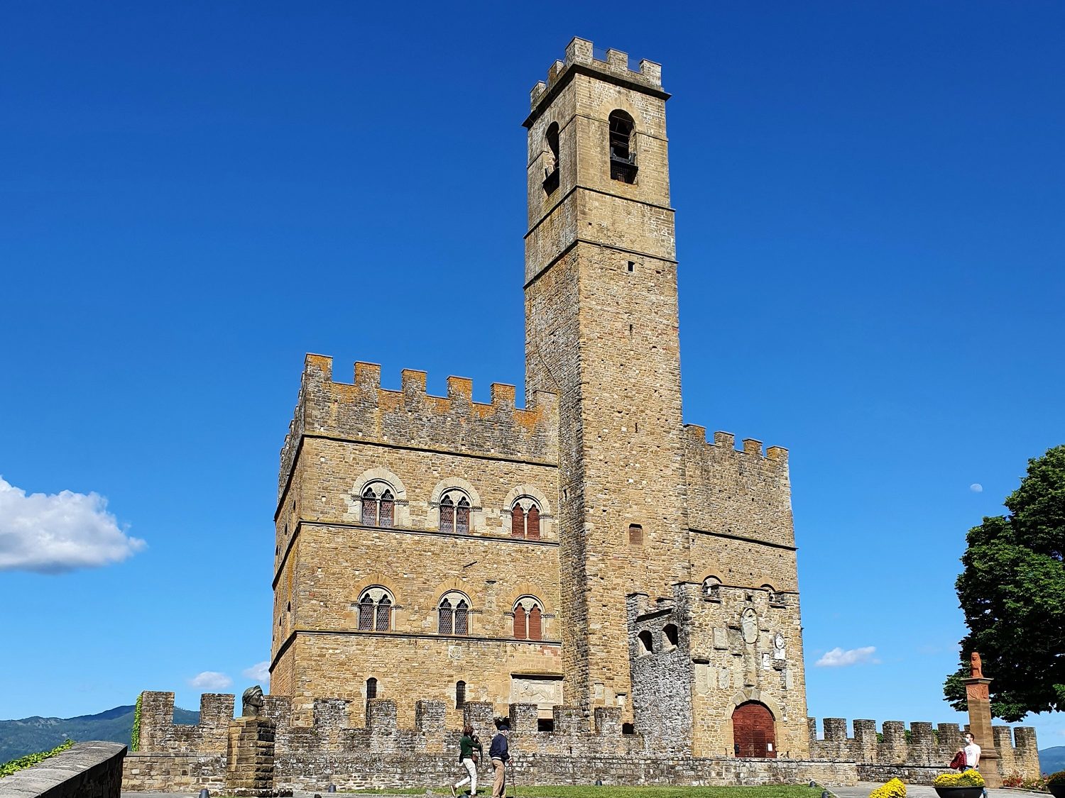 Poppi, omaggio a Dante in chiave contemporanea: appuntamento al Castello di Poppi domenica 12 settembre