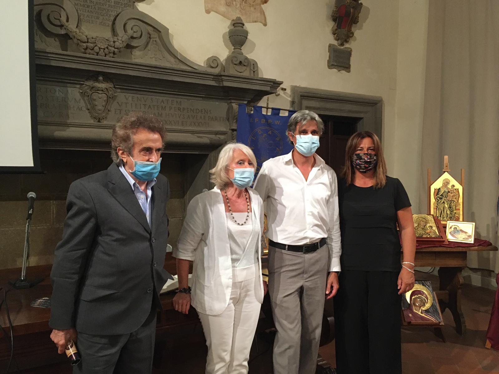 Cortona, «Trascendenza» mostra al Maec di Marta Perugini