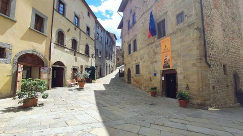 Un pomeriggio tra Jacopo della Quercia e la Battaglia di Anghiari