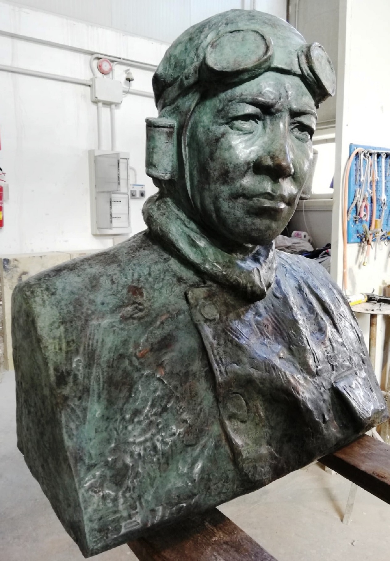 “Un insolito Perdono” inaugurazione della copia del busto dedicato a Brilli Peri