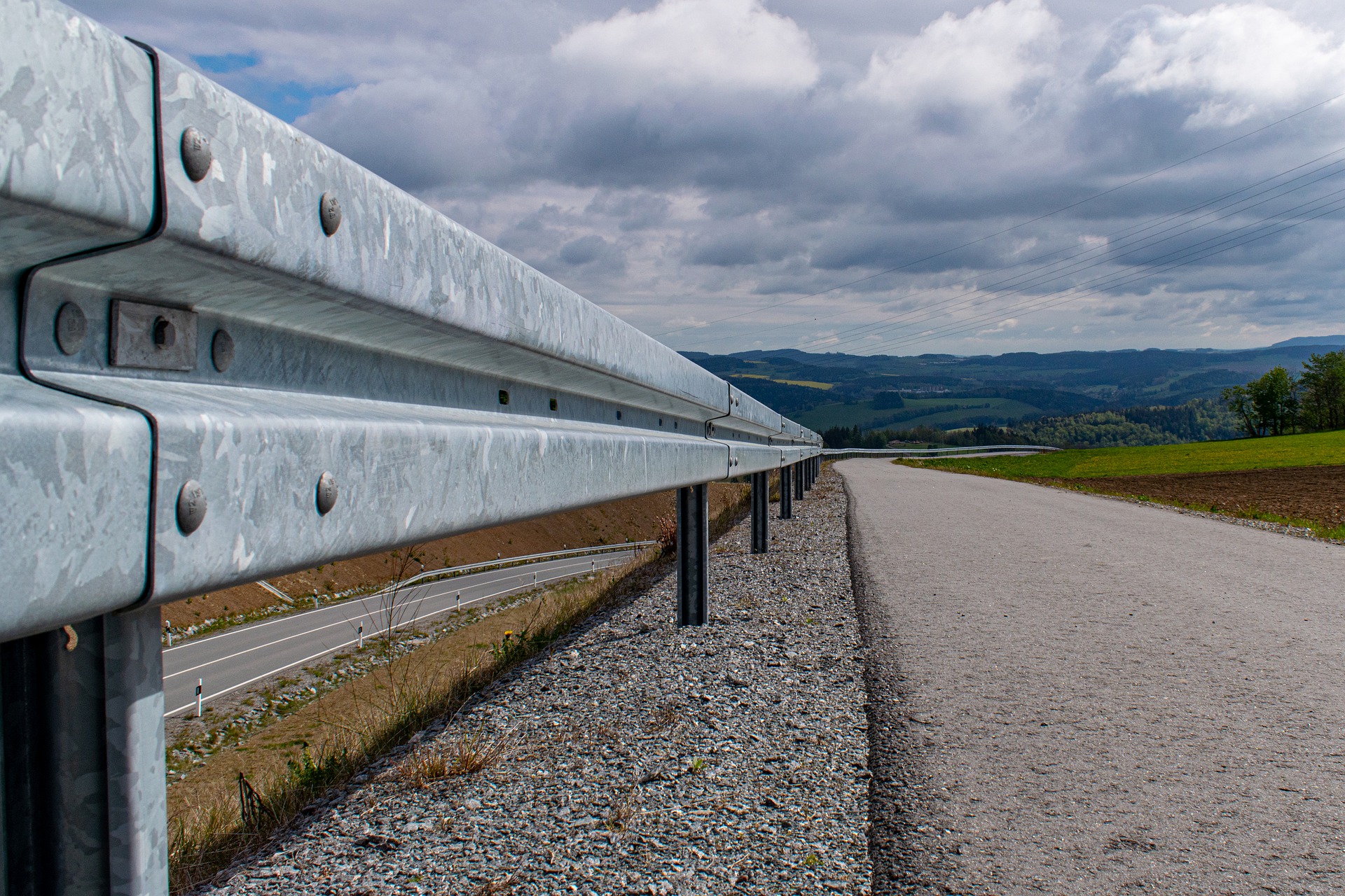 Nuovi Guard rail sulla S.P. della Verna