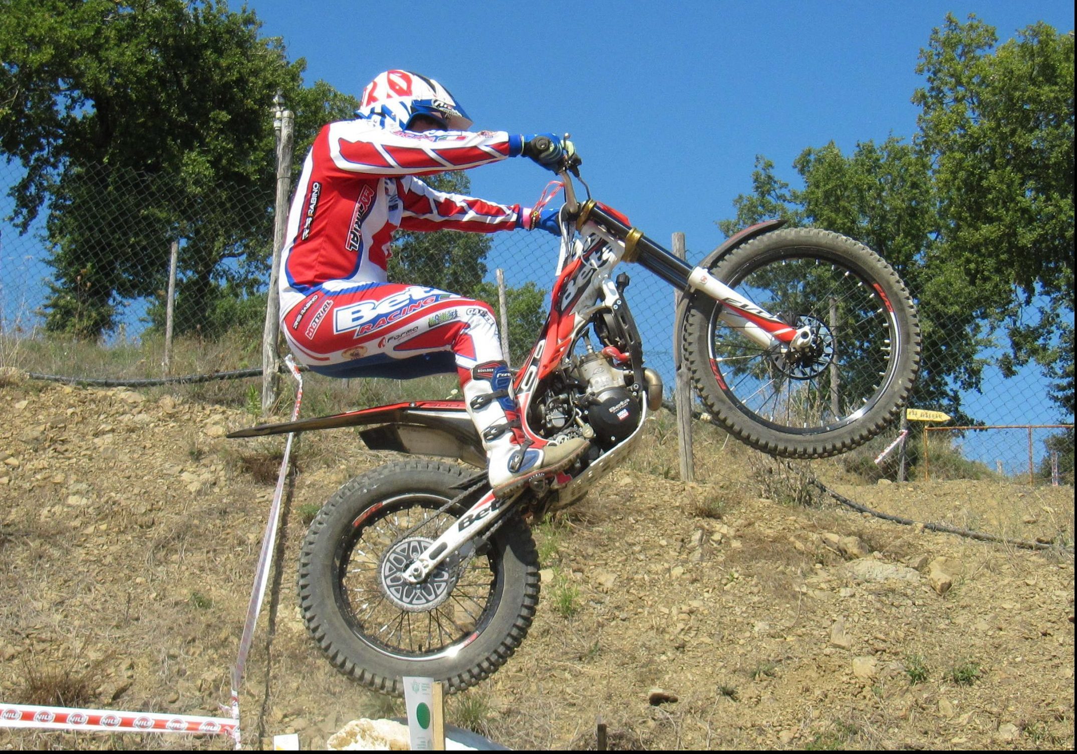 Petrangeli dà spettacolo nel Trofeo Centro-Sud di trial a Montevarchi