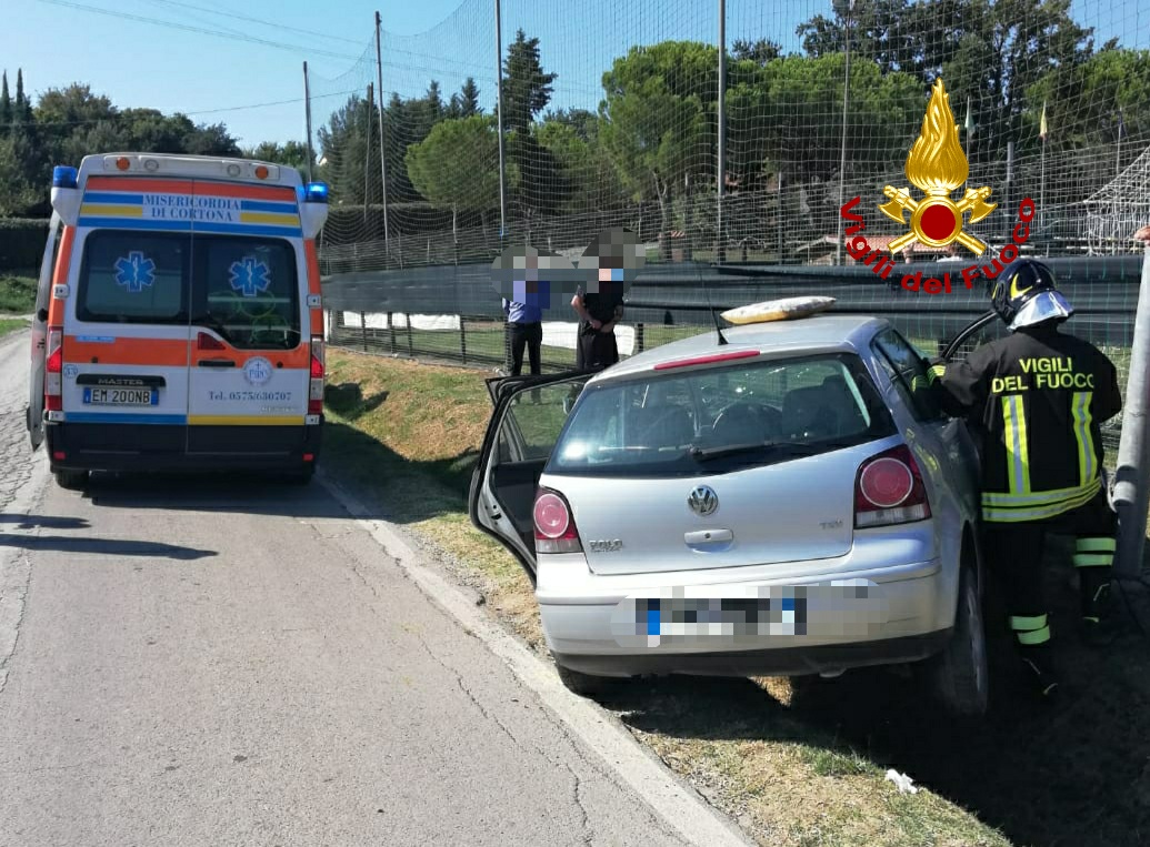 Cortona: incidente stradale in loc. Fratticiola, un ferito