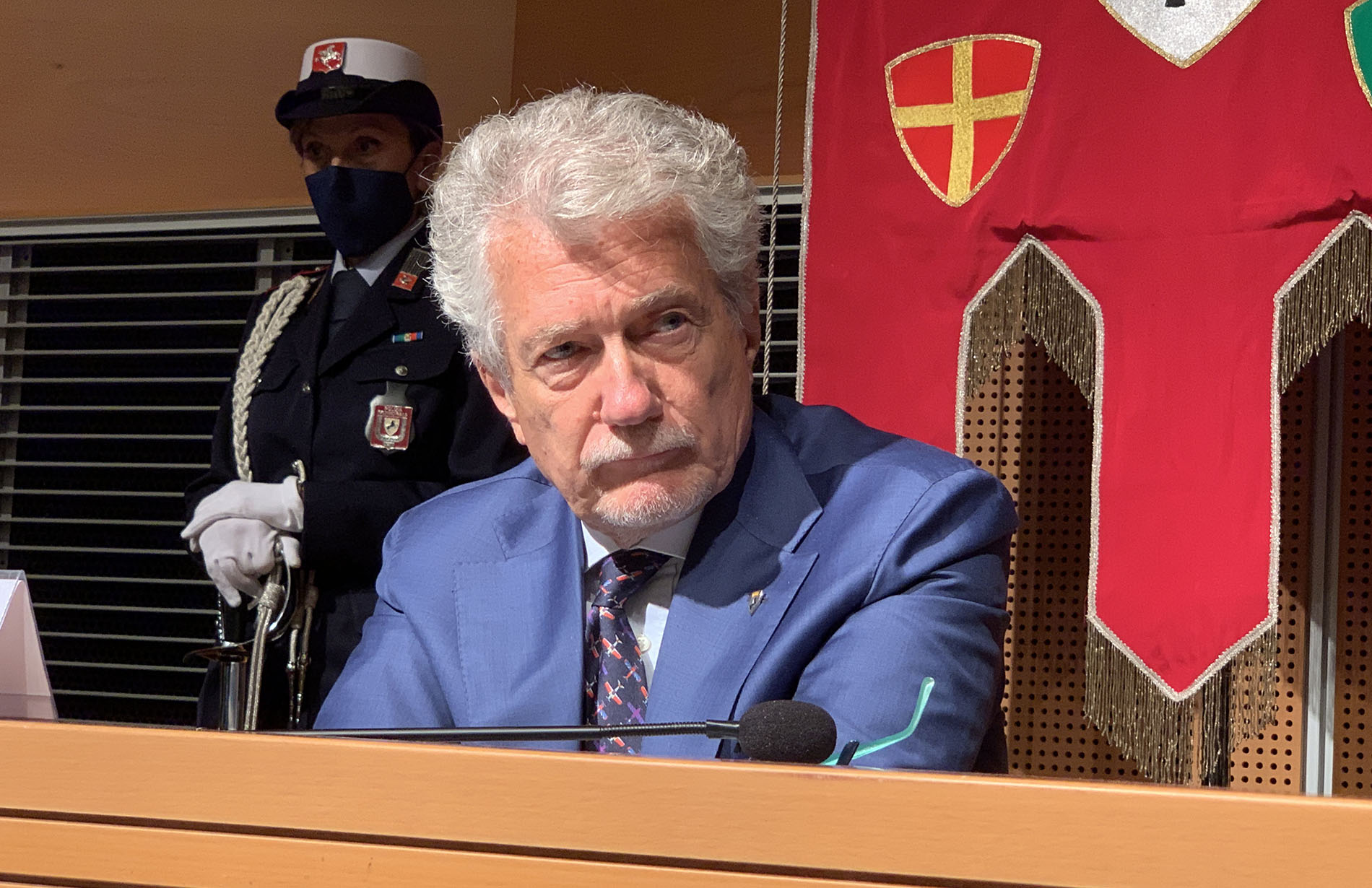 Ghinelli risponde a D’Urso: “leggo con stupore che la mia proposta di allestire presidi sanitari speciali è stata liquidata con un comunicato stampa”