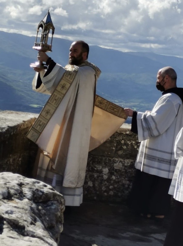 Torna il Cammino del Sale 2020: domenica l’arrivo dei pellegrini al Santuario della Verna