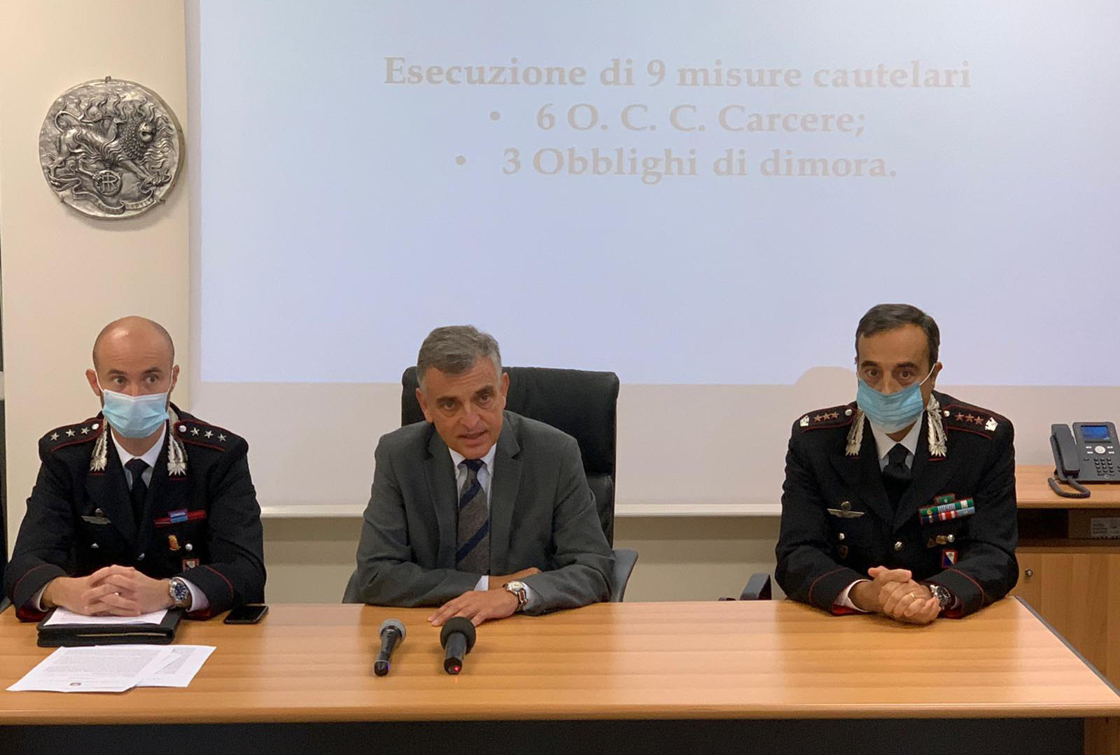 Smantellata in Valdarno organizzazione dedita allo spaccio di cocaina e marijuana. 9 le misure cautelari fra Arezzo, Firenze e Albania