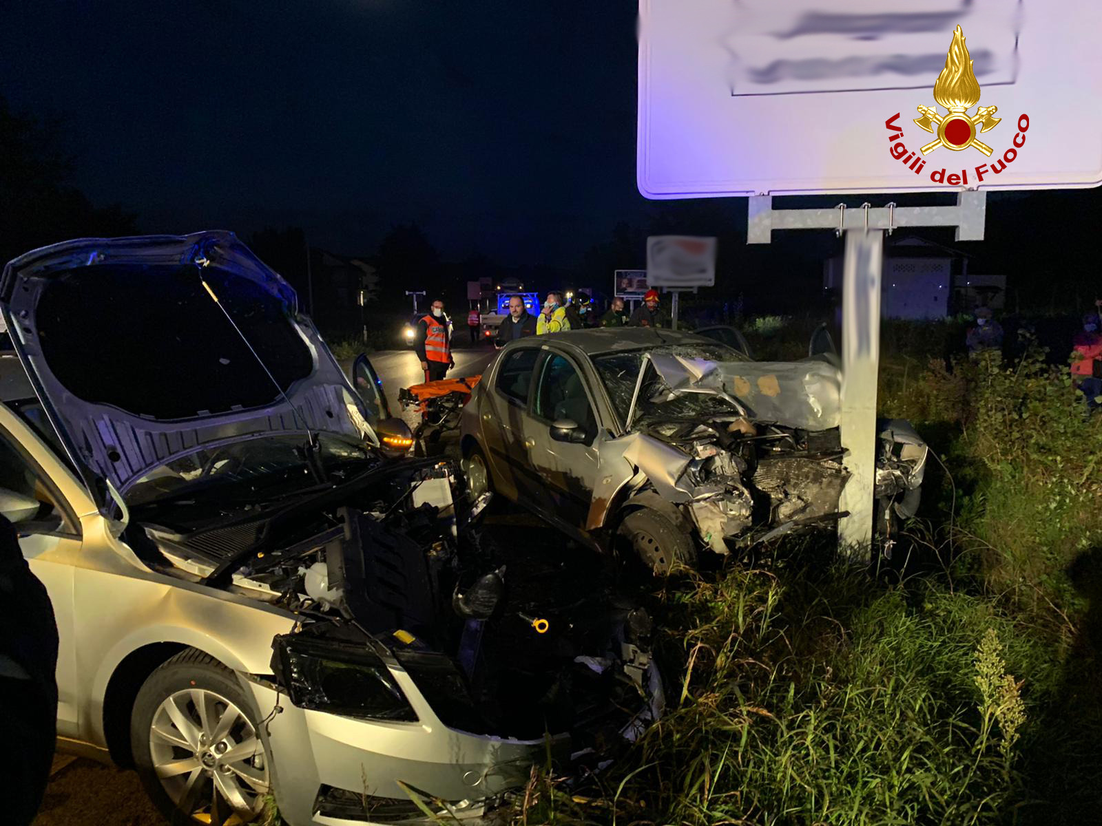 Scontro fra due auto a Levane, due persone ferite gravemente