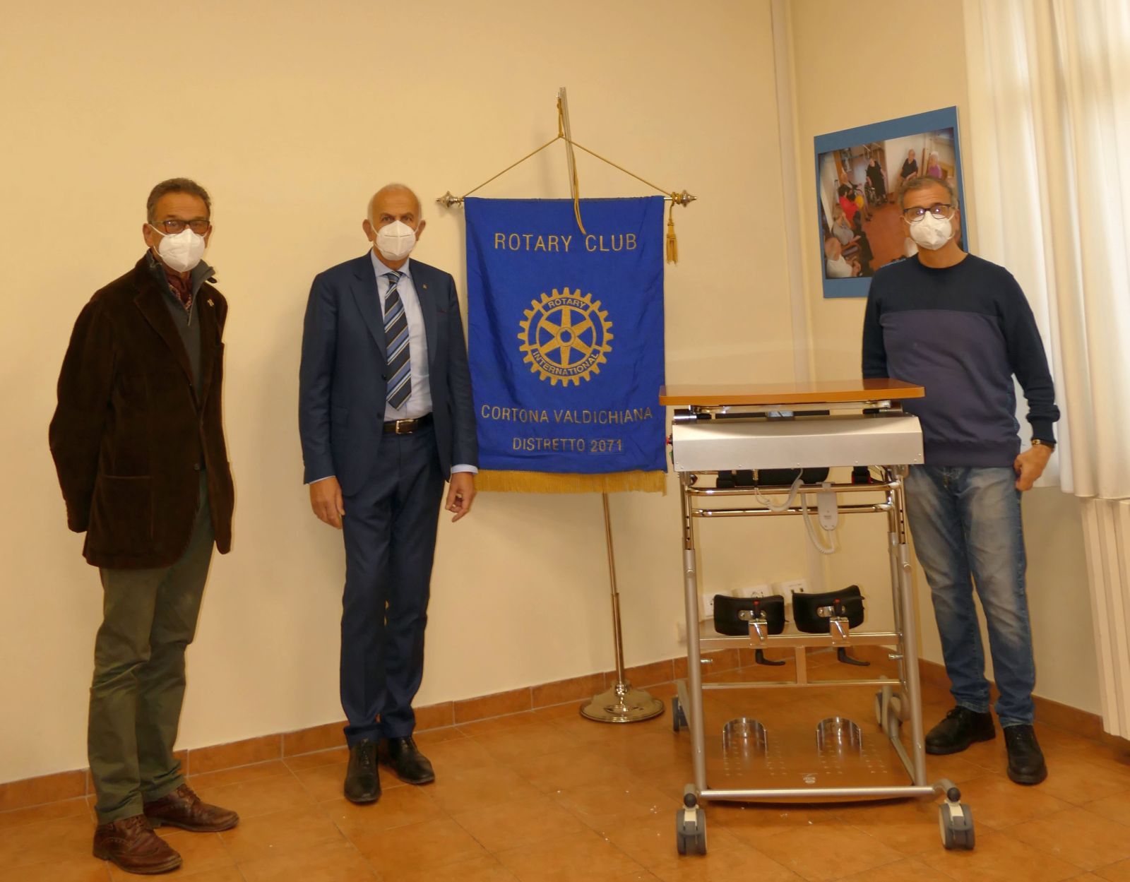 Il Rotary Club Cortona Valdichiana “rimette in piedi” la solidarietà