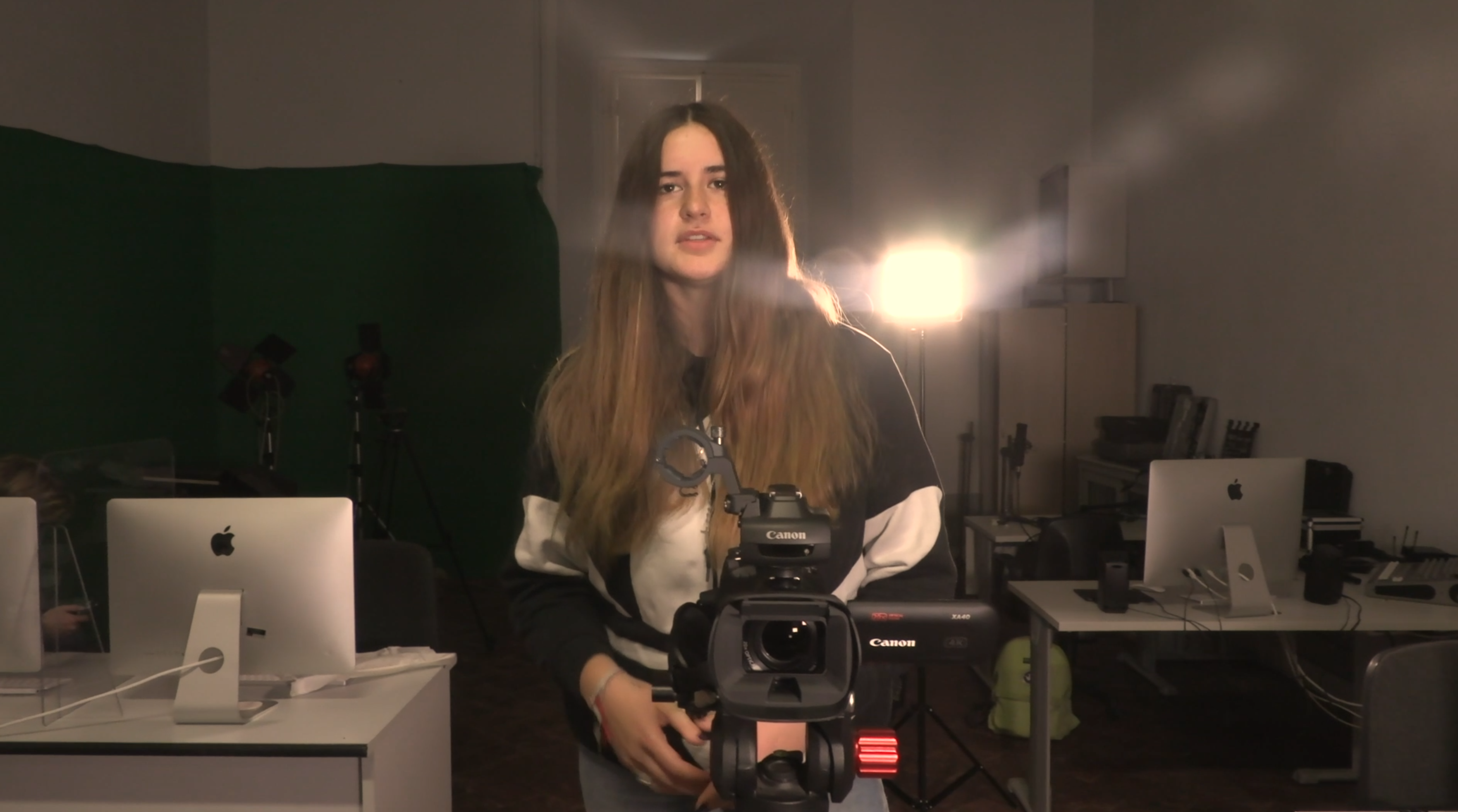 Il Liceo Artistico Signorelli continua con le attività laboratoriali e realizza il nuovo video-promozionale