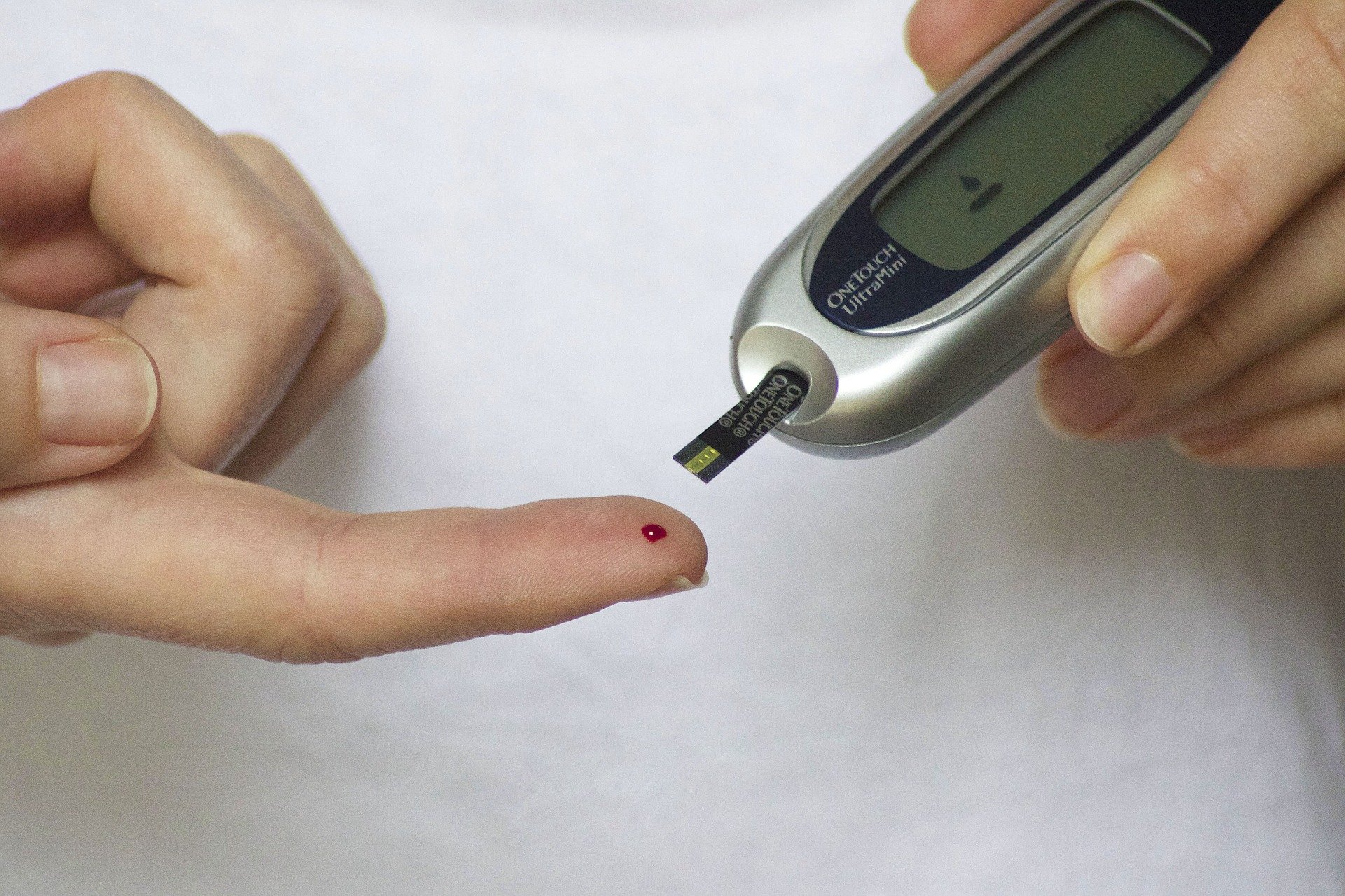 Diabete, un nuovo dispositivo con allarme sonoro per il controllo glicemico