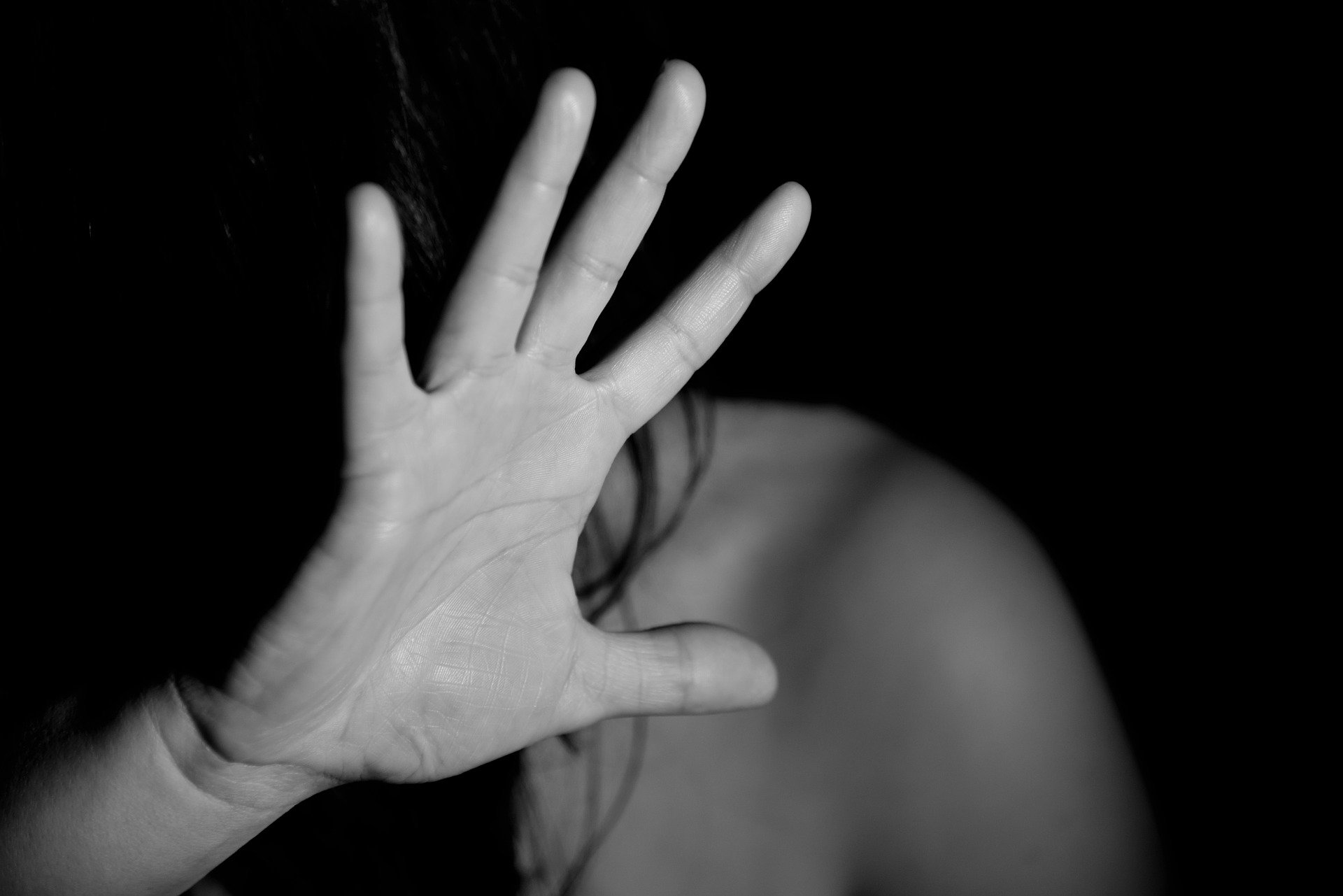 Violenza sulle donne, attivato un numero unico in tutta la provincia di Arezzo