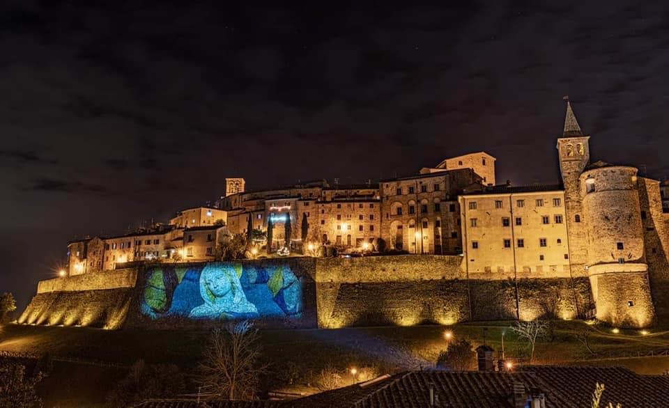 Anghiari si accende: al via questa sera il video mapping tra le mura del centro storico