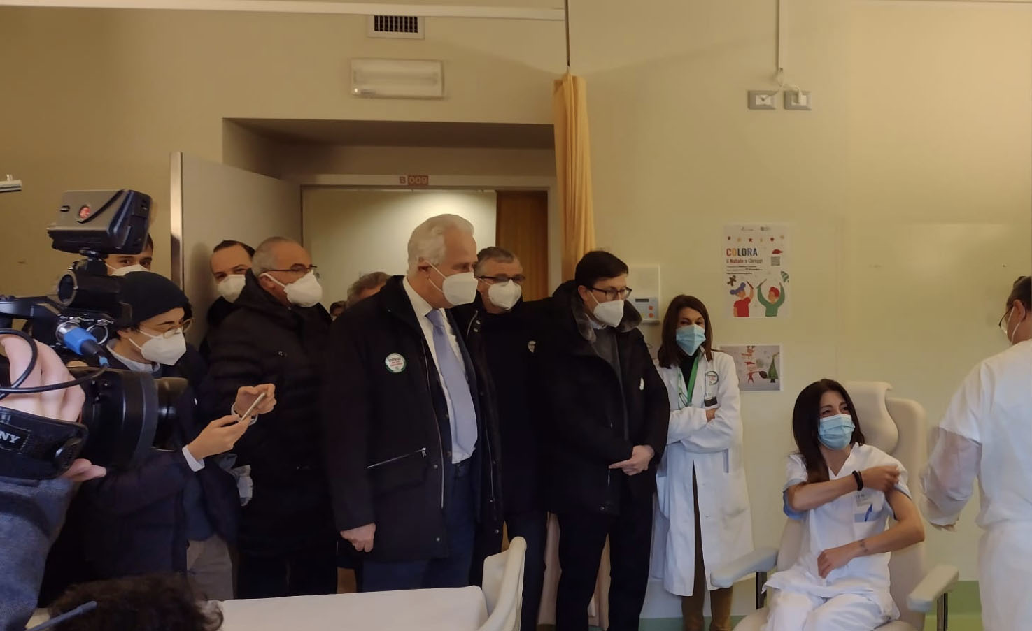 Vaccine Day, oggi le prime 620 dosi. Giani: “Giornata storica”