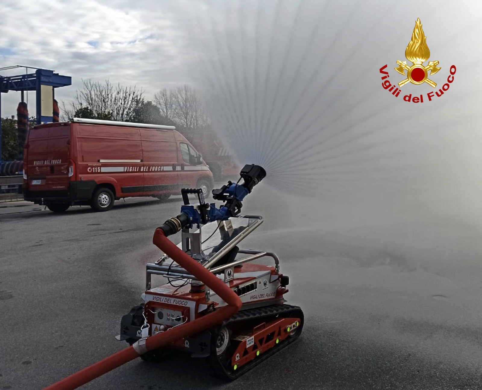 Ai vigili del fuoco arriva “Trypper” il nuovo robot cingolato