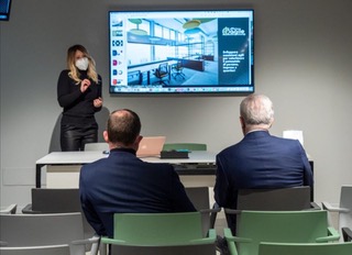 Eugenio Giani incontra gli startupper di Officina Agile ad Arezzo