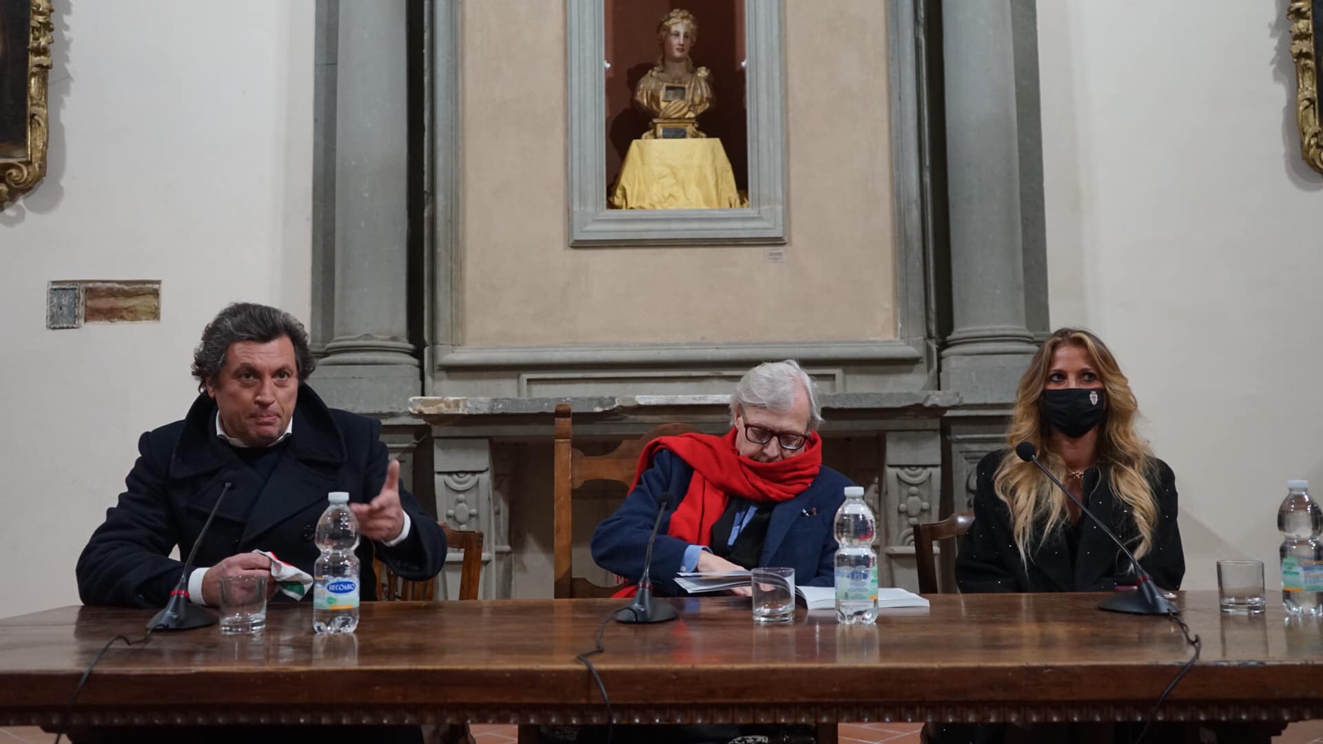 Aperta al pubblico la mostra contemporanea “I Mille di Sgarbi”