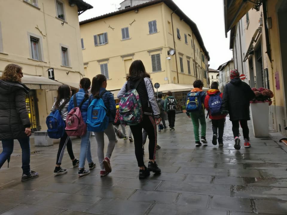 Verso la scuola in sicurezza, “evitiamo assembramenti”
