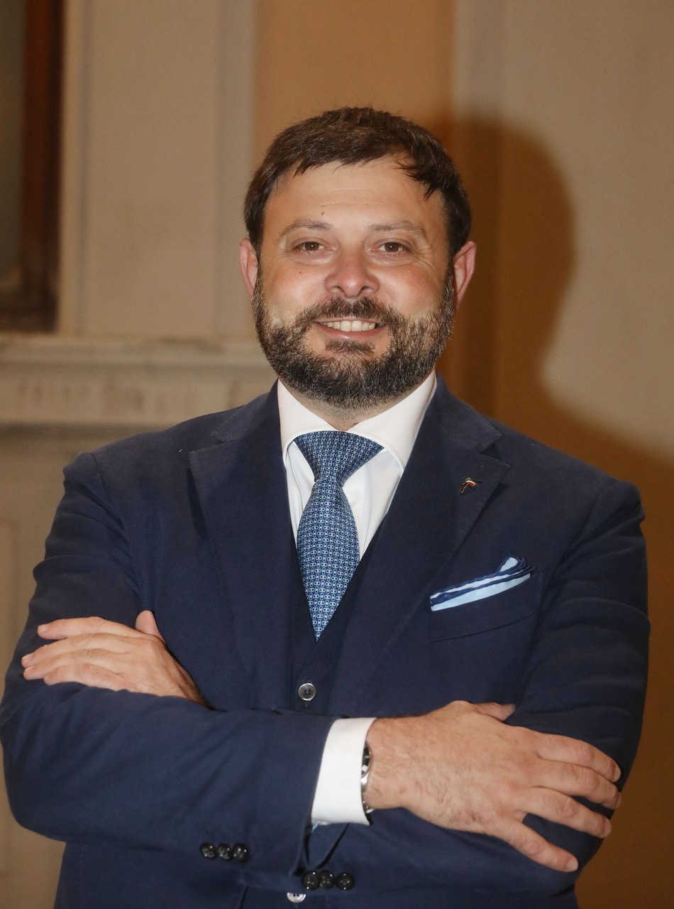 Fantozzi-Veneri (Fdi): “Il Piano europeo è una follia. Minaccia il settore agroalimentare” Fantozzi-Veneri (Fdi): “Il Piano europeo è una follia. Minaccia il settore agroalimentare”