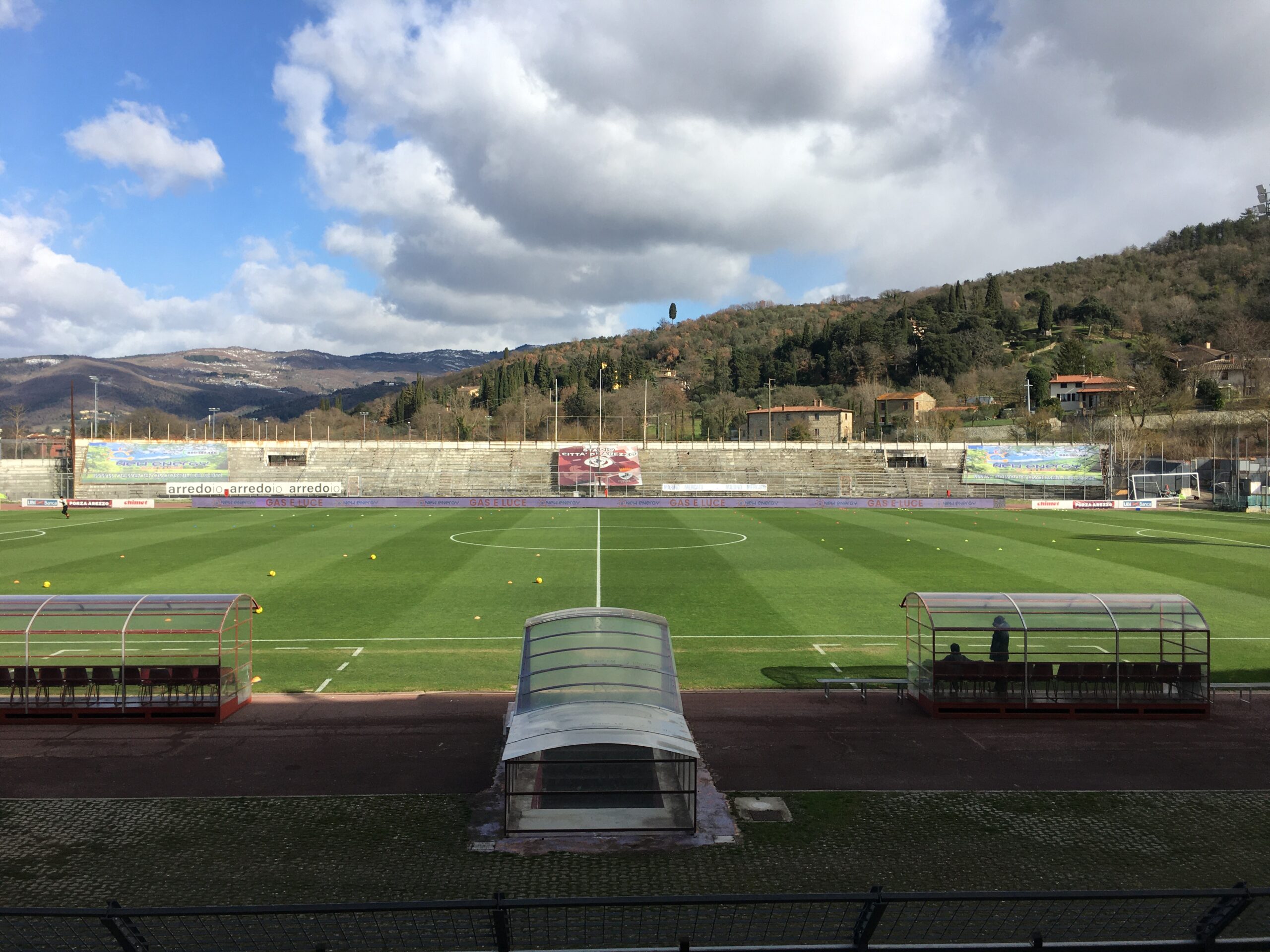 Arezzo che non conosce vittoria, coraggio tardivo non basta contro il Carpi (3-3)