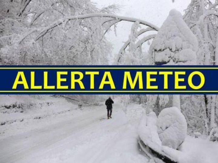 Codice arancio per neve. Giallo per ghiaccio e vento