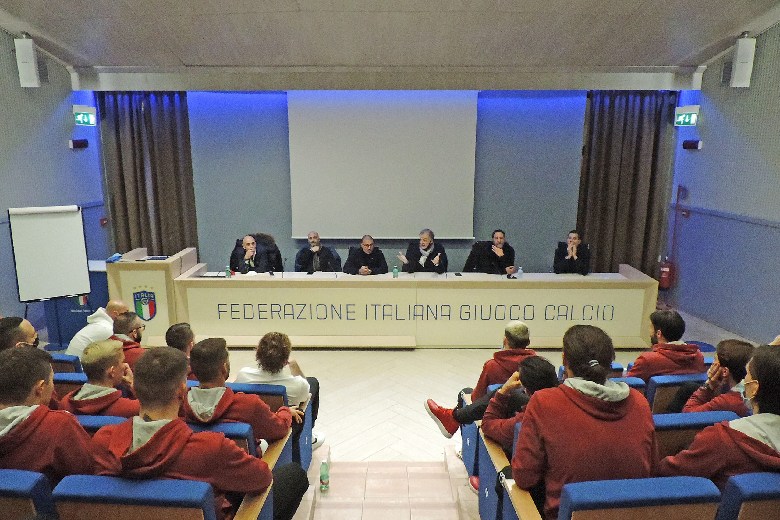 S.S. Arezzo: a Coverciano la Dirigenza ha incontrato la Squadra per un confronto