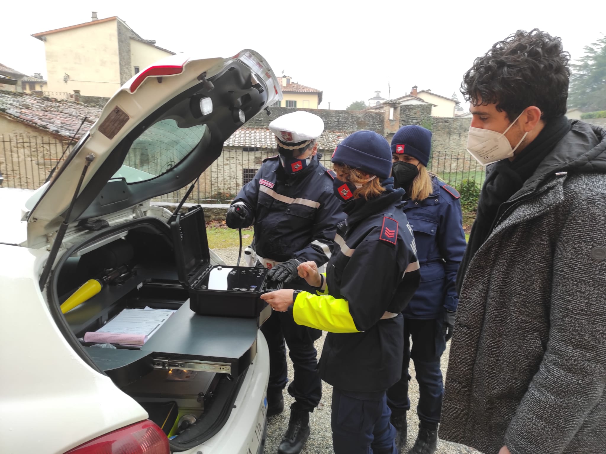 Rifiuti abbandonati, parte la videosorveglianza mobile