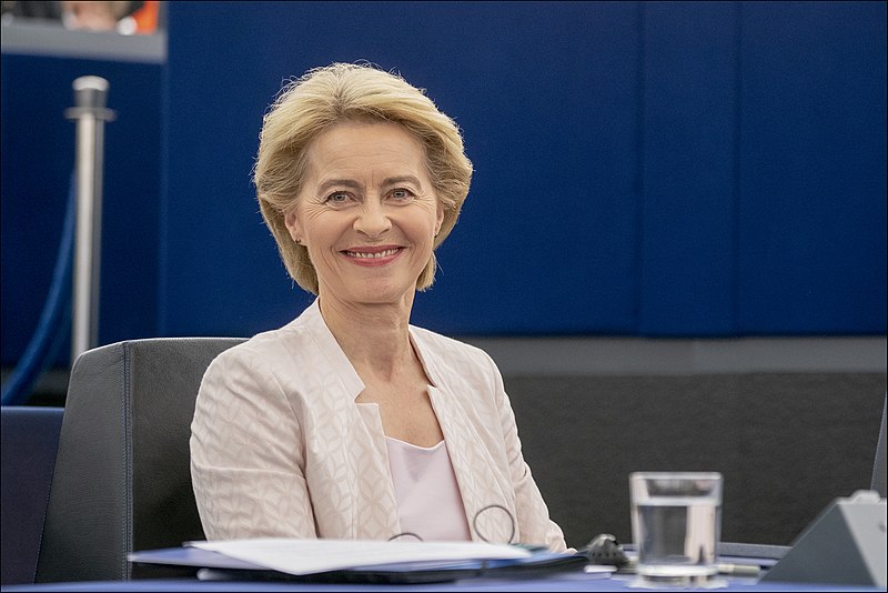 Vaccino, von der Leyen: “Accordo con Pfizer per altre 50 milioni di dosi”