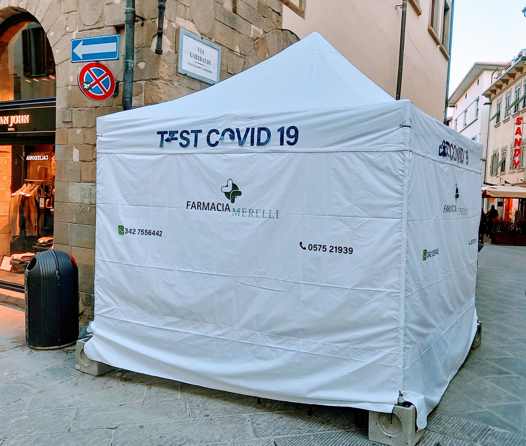 Federfarma: da domani al via i test rapidi anticovid gratuiti per studenti e loro familiari nelle farmacie aretine