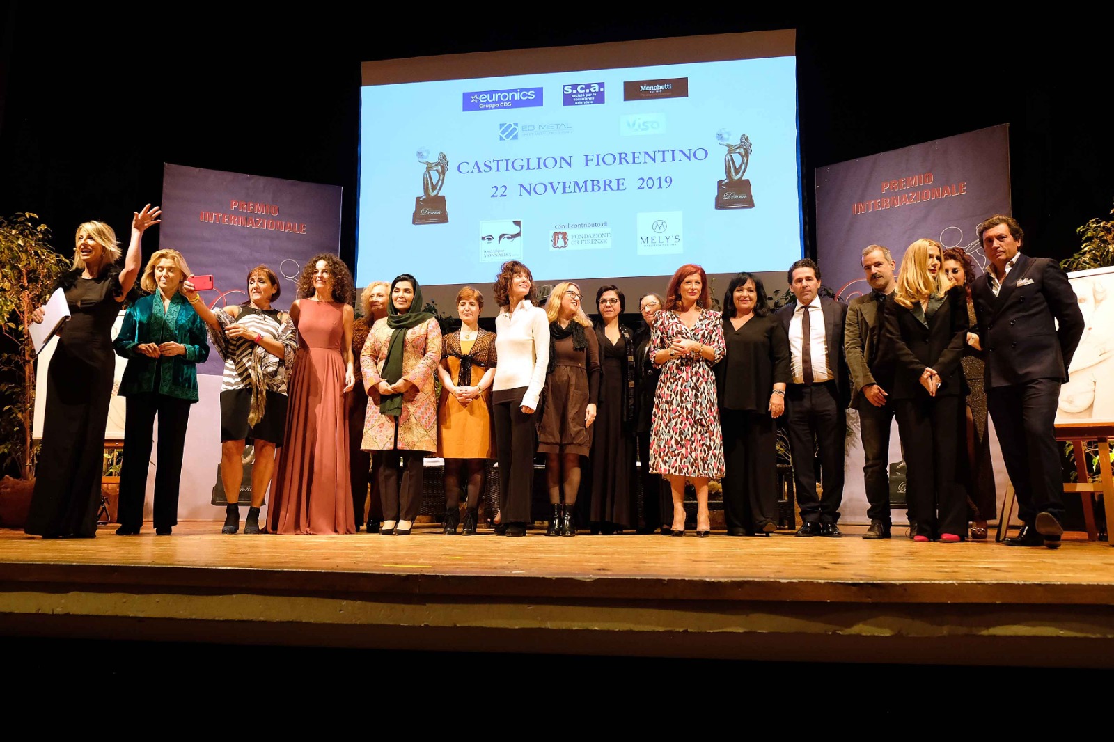 Il premio internazionale semplicemente donna ricorda l’8 marzo con due iniziative online incentrate sui temi della violenza e della discriminazione di genere