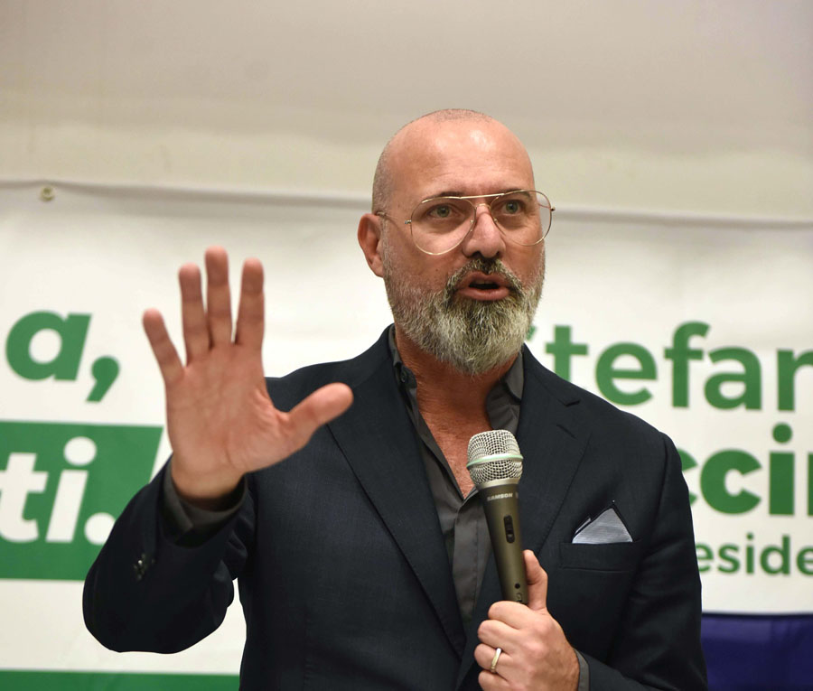 Bonaccini: “Viaggi all’estero a Pasqua? Un’assurda anomalia”