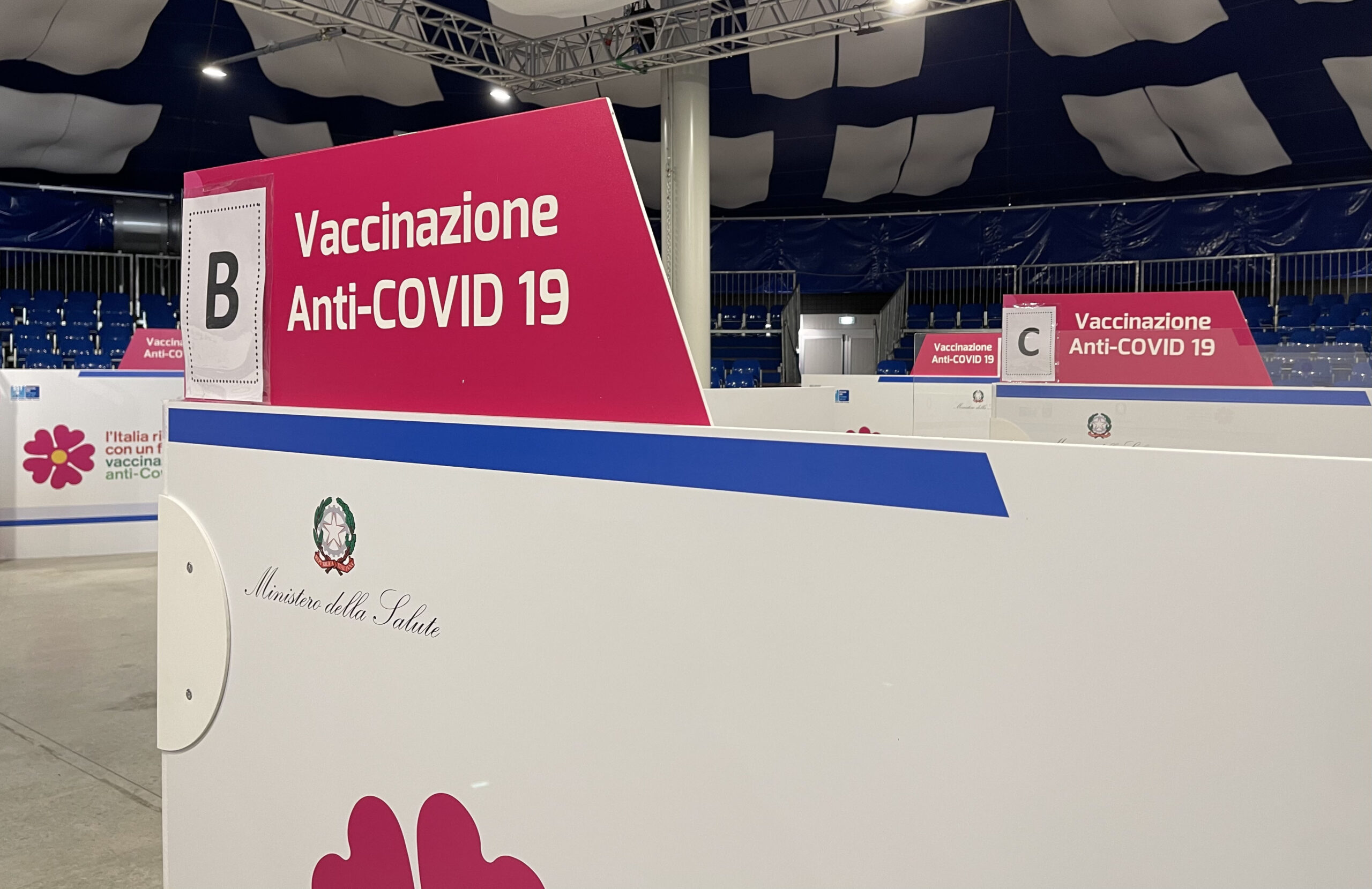 L’Asl Toscana sud est amplia l’offerta degli open day Pfizer solo per gli over 60 residenti nelle province di Arezzo, Grosseto, Siena nel fine settimana