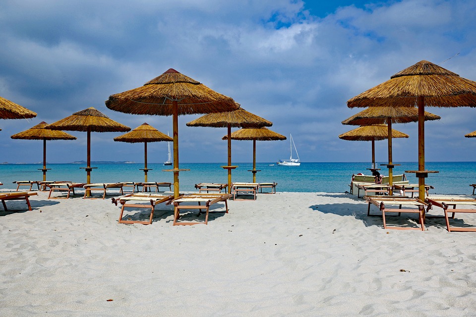 Turismo, boom di prenotazioni per le località balneari italiane: Sardegna in pole