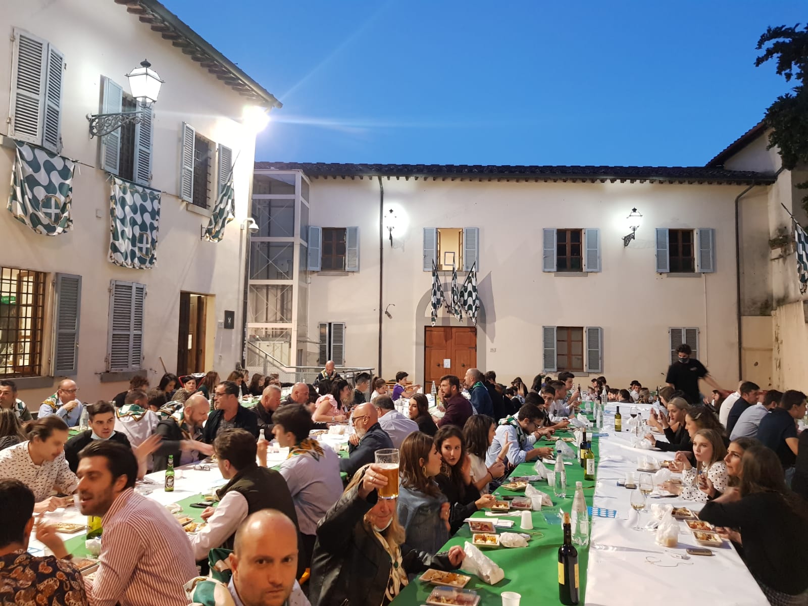 Porta Sant’Andrea: torna l’appuntamento con la “”Pizzeria nella corte”