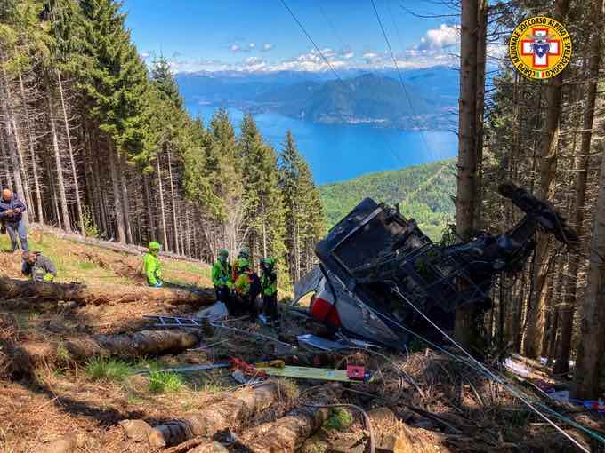 Funivia Stresa-Mottarone, svolta nelle indagini: “freni manomessi”, fermate tre persone