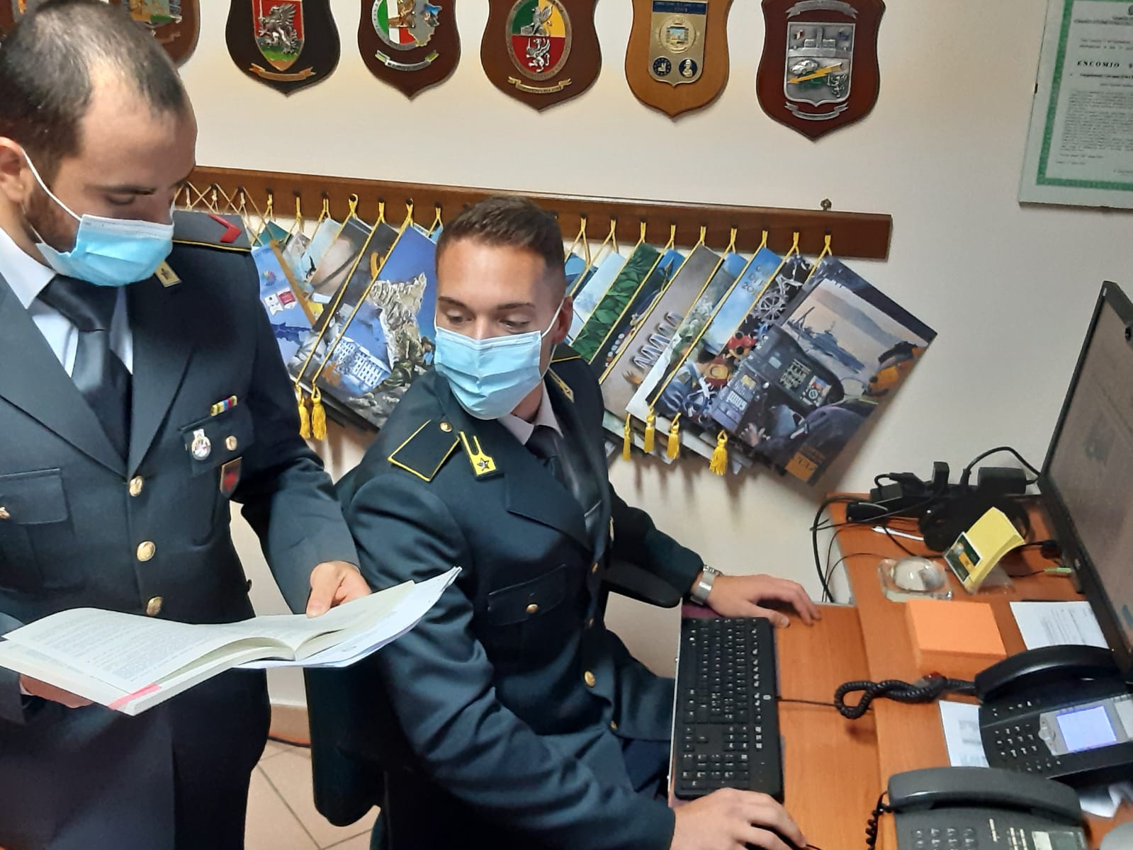 Nucleo familiare percepiva reddito di cittadinanza da 2 anni, e gestiva “in nero” raccolta di rifiuti senza autorizzazioni