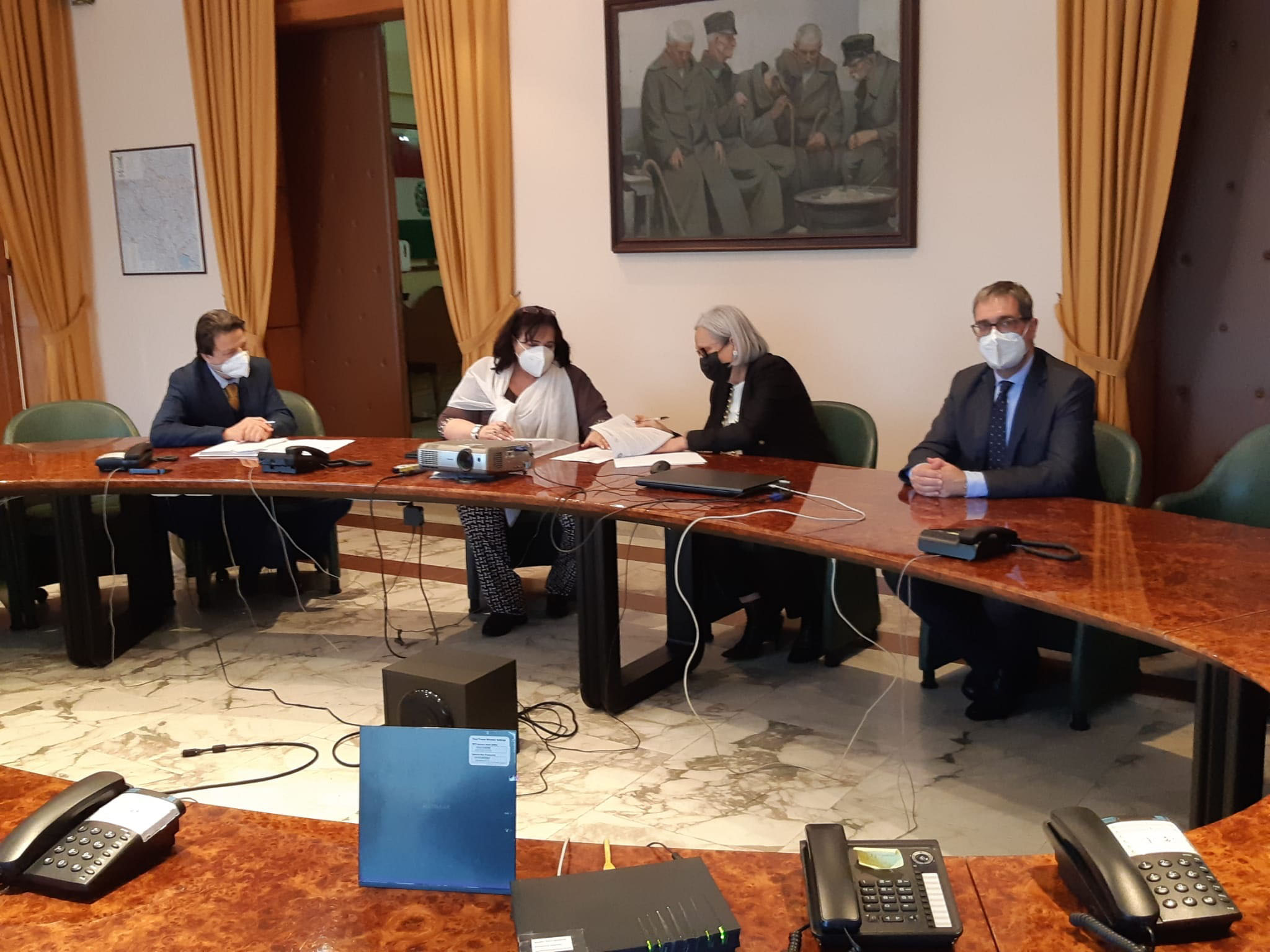 Firmato questo pomeriggio, al Palazzo del Governo, il Protocollo d’intesa tra Prefettura e Camera di Commercio per la tutela della legalità sulle attività d’impresa della provincia di Arezzo