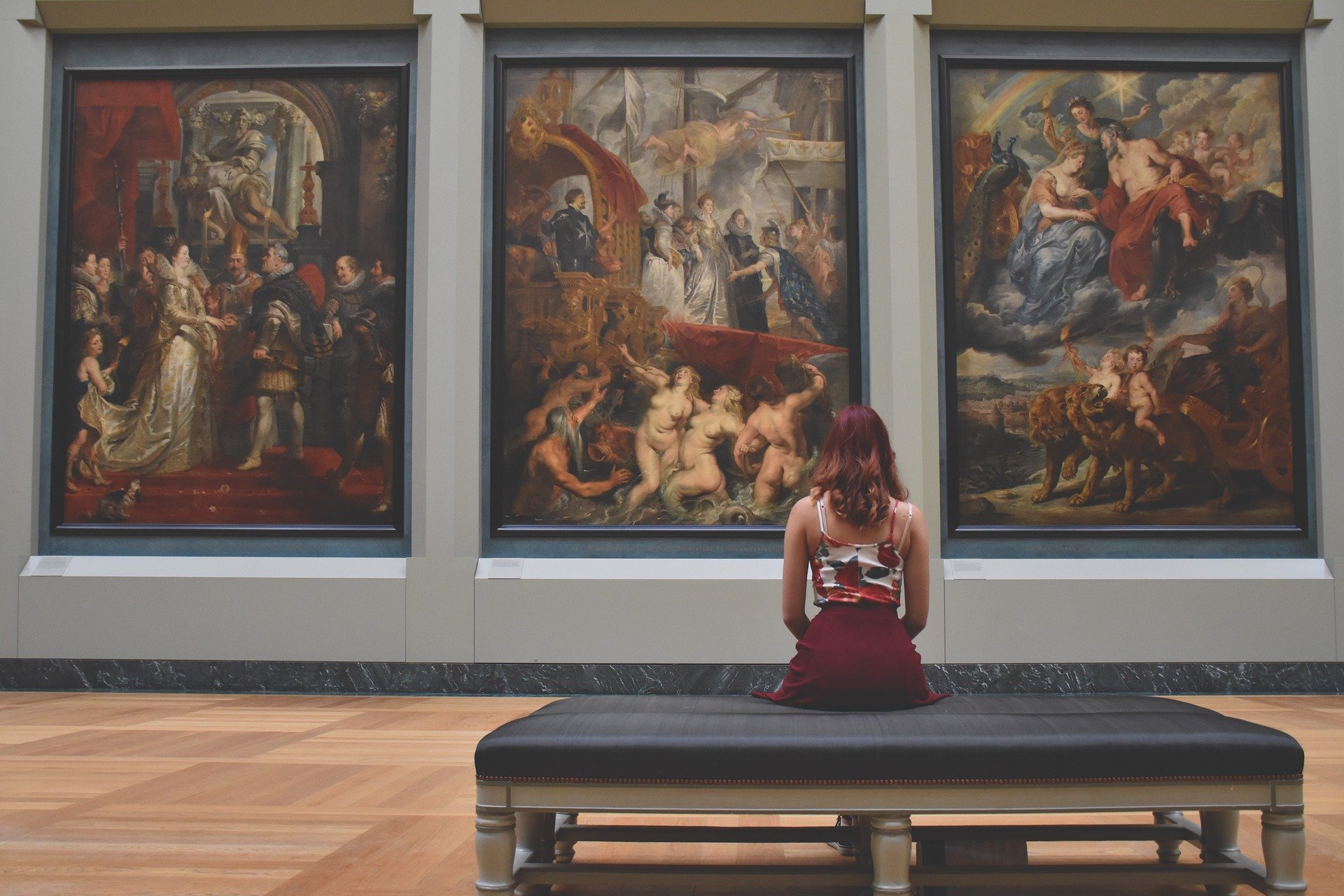 Si parla di riaperture e di uscite libere. Ma dal punto di vista culturale, sblocchiamo davvero la situazione?