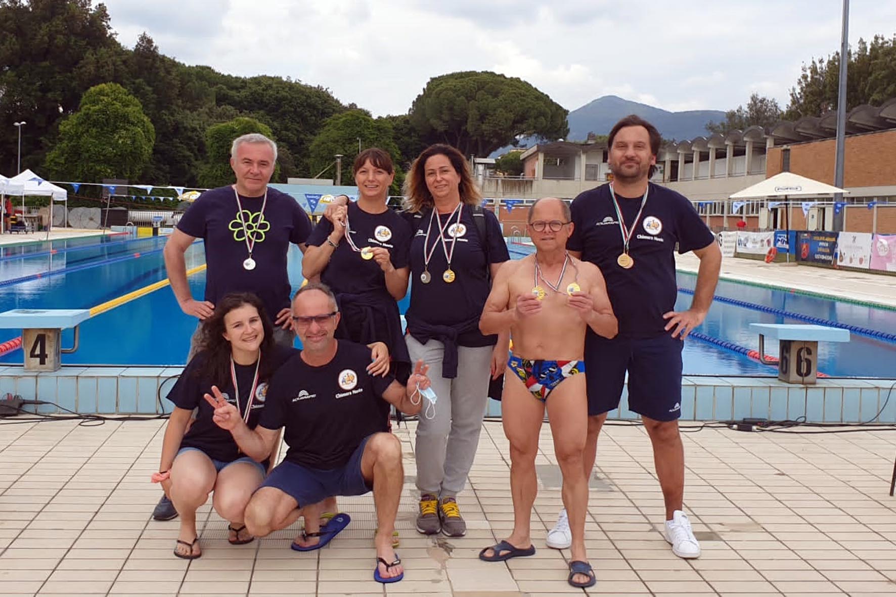 Giovani e Master: la Chimera Nuoto torna in vasca con trentuno medaglie