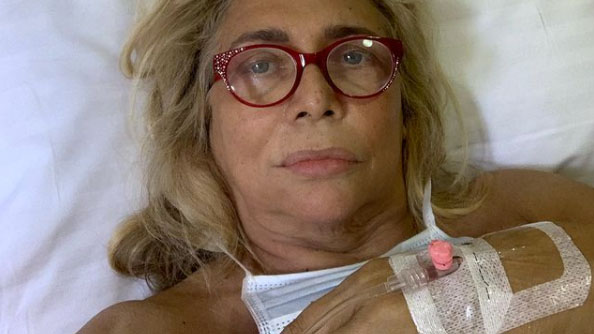 Mara Venier, in ospedale con la flebo: «Ho perso completamente la sensibilità di una parte del viso». Ecco cosa è successo