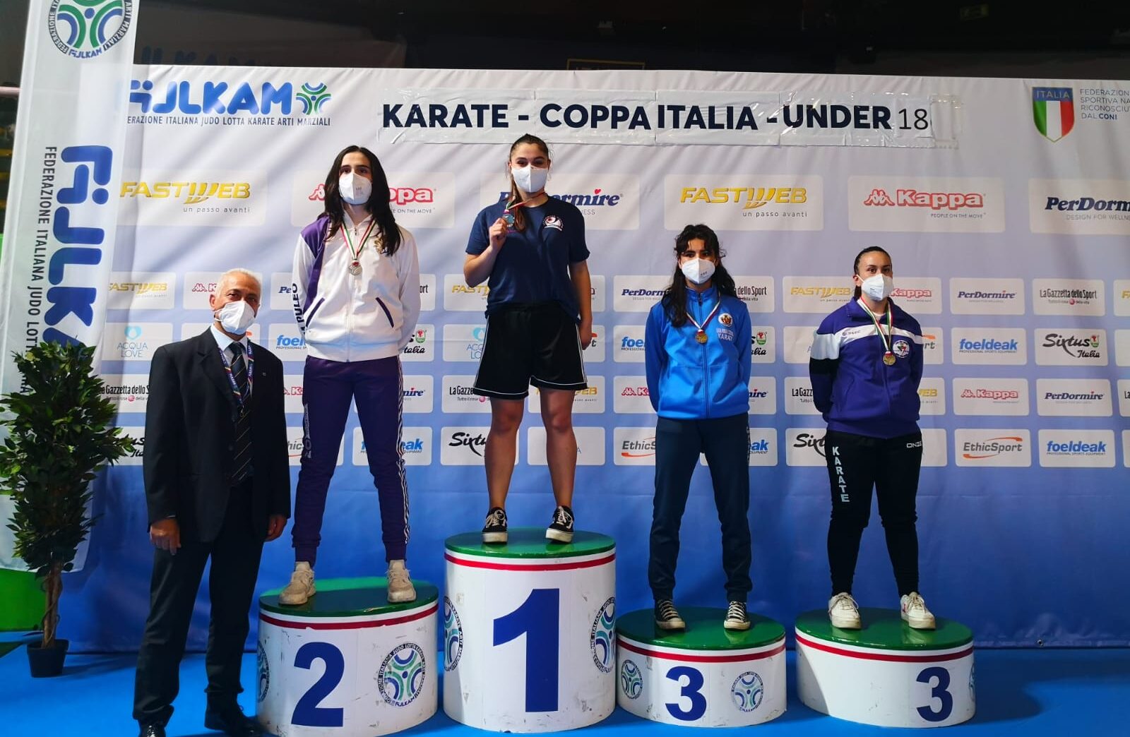 La casentinese Elisa Liguri si conferma medaglia d’oro nella Coppa Italia di Karate