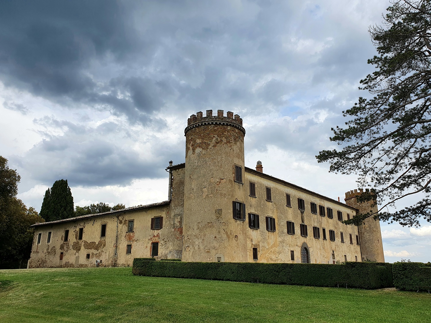 Al Castello del Calcione si parla delle fedi chianine