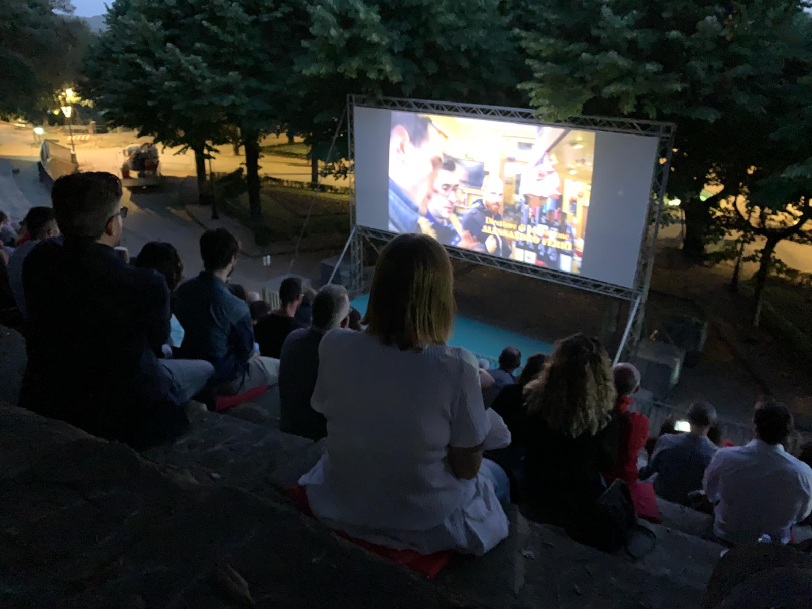 Cortona, apertura col botto per l’arena cinema del Parterre